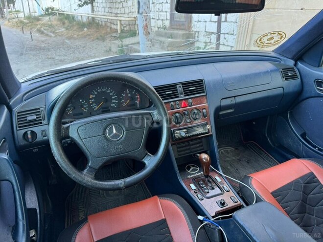 Mercedes C 220 1999, 370,000 km - 2.2 l - Bakı