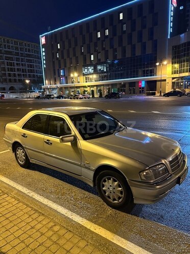 Mercedes C 180 1997, 420,000 km - 1.8 l - Bakı