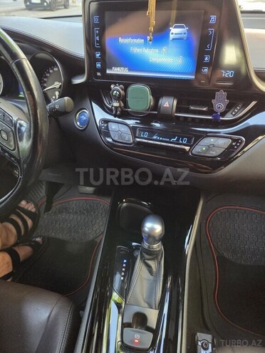 Toyota C-HR 2018, 130,000 km - 1.8 l - Bakı