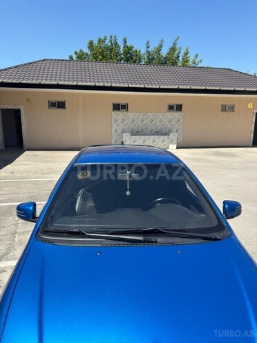 Toyota Corolla 2006, 330,000 km - 1.4 l - Yevlax
