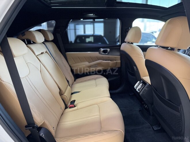 Kia Sorento 2023, 14,000 km - 1.6 l - Bakı