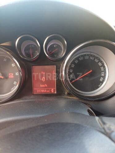 Opel Astra 2012, 277,000 km - 1.3 l - Gəncə