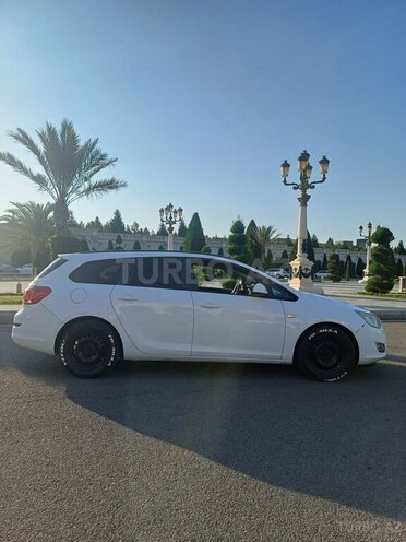 Opel Astra 2012, 277,000 km - 1.3 l - Gəncə