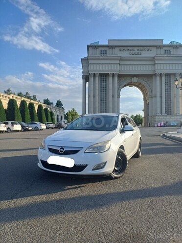 Opel Astra 2012, 277,000 km - 1.3 l - Gəncə
