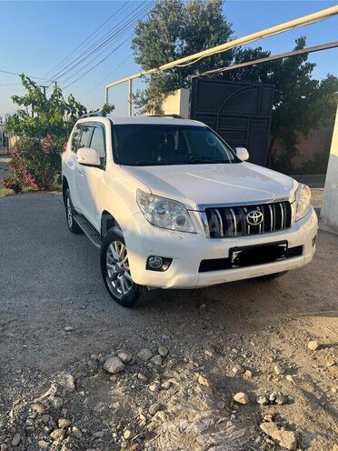 Toyota Land Cruiser Prado 2009, 238,000 km - 3.0 л - Bakı