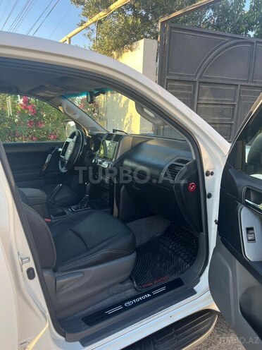 Toyota Land Cruiser Prado 2009, 238,000 km - 3.0 л - Bakı