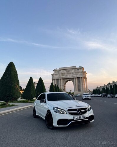 Mercedes E 250 2012, 215,390 km - 1.8 l - Bakı