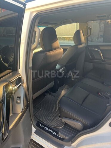 Toyota Land Cruiser Prado 2009, 238,000 km - 3.0 л - Bakı
