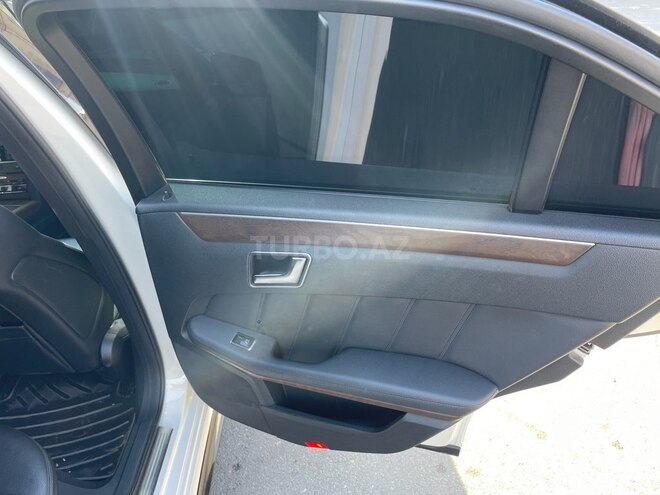 Mercedes E 250 2012, 215,390 km - 1.8 l - Bakı