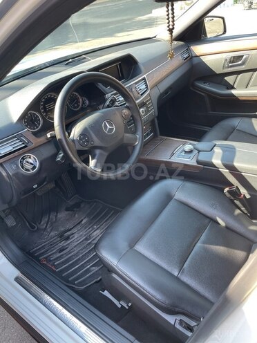 Mercedes E 250 2012, 215,390 km - 1.8 l - Bakı
