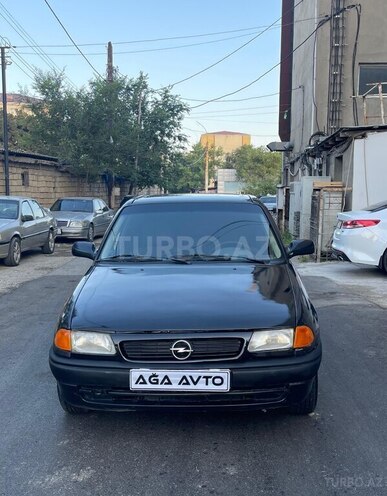 Opel Astra 1995, 355,000 km - 1.6 l - Sumqayıt