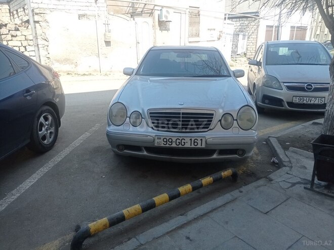 Mercedes E 430 2000, 279,000 km - 4.3 l - Bakı