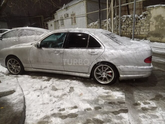 Mercedes E 430 2000, 279,000 km - 4.3 l - Bakı