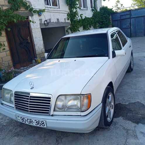 Mercedes E 220 1993, 534,601 km - 2.2 l - Kürdəmir