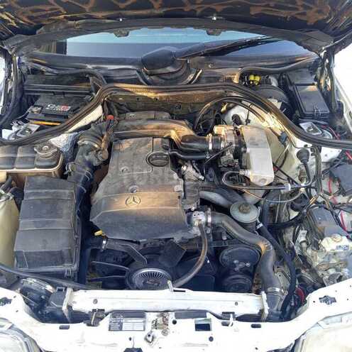 Mercedes E 220 1993, 534,601 km - 2.2 l - Kürdəmir