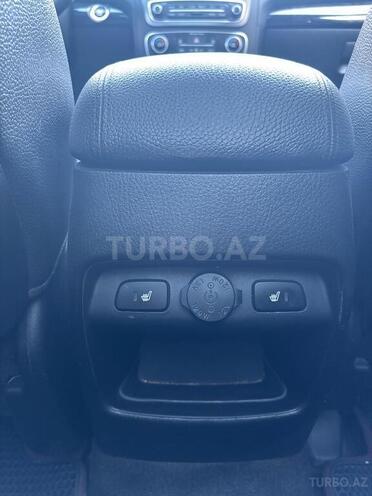Kia Sorento-15