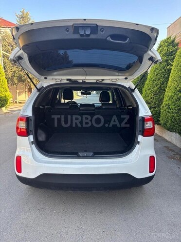 Kia Sorento-9