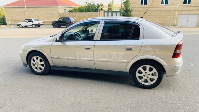 Opel Astra 2002, 155,000 km - 1.6 l - Şamaxı