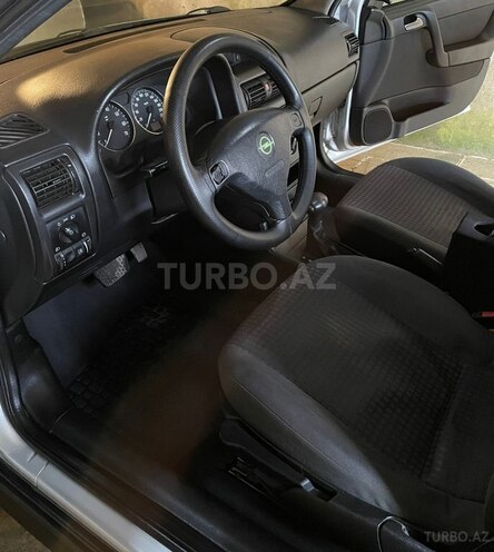 Opel Astra 2002, 155,000 km - 1.6 l - Şamaxı