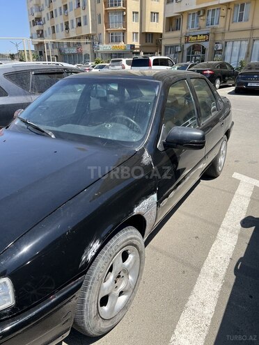 Opel Vectra 1994, 300,000 km - 1.7 l - Bakı
