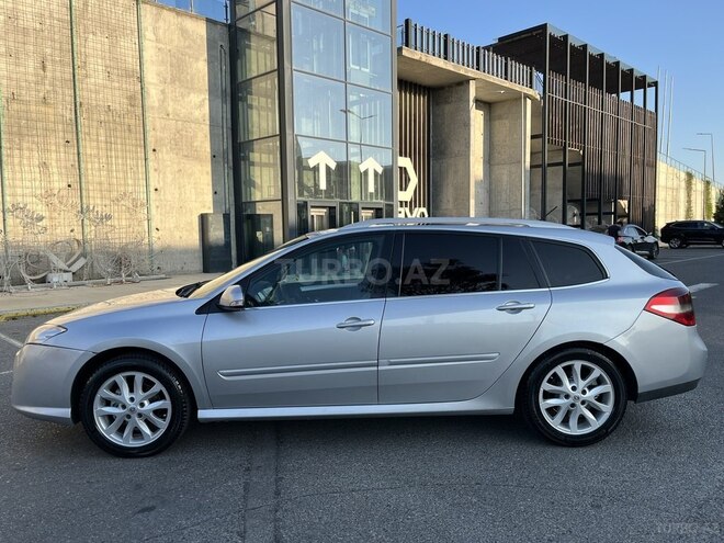 Renault Laguna-2