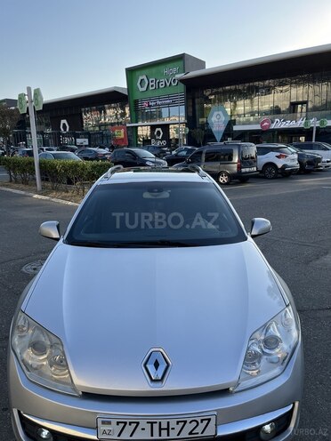 Renault Laguna-9