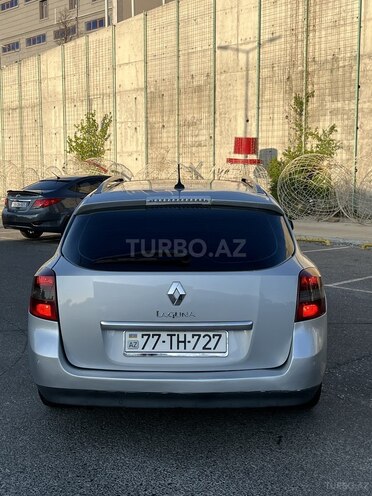 Renault Laguna-7