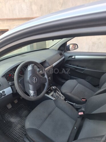 Opel Astra 2006, 250,000 km - 1.4 l - Gəncə