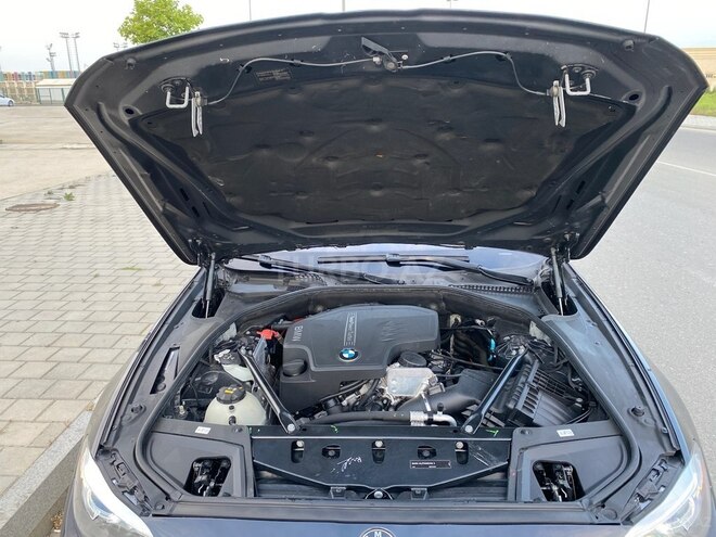 BMW 528-17