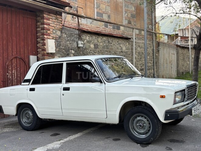 LADA (VAZ) 2107 2011, 83,600 km - 1.6 l - Şəki