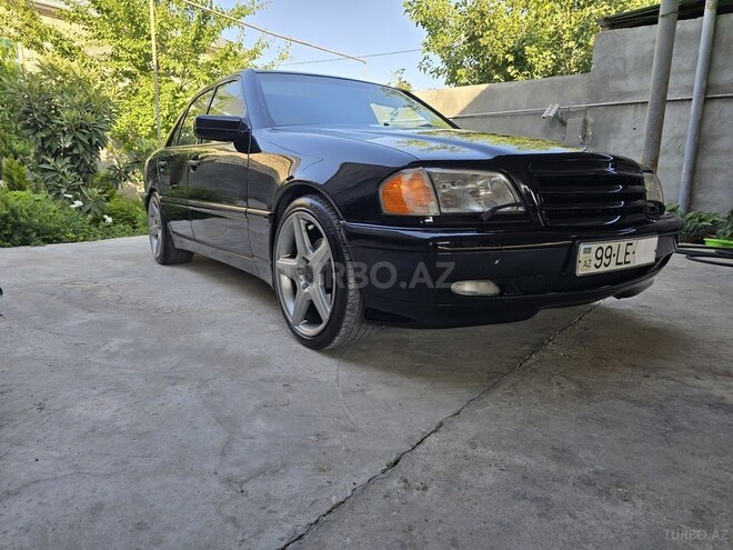 Mercedes C 230 1999, 240,000 km - 2.3 l - İmişli