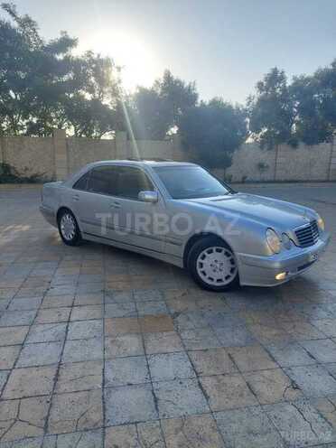 Mercedes E 320 2001, 310,000 km - 3.2 l - Bakı
