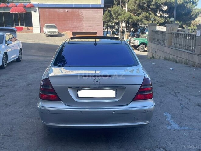 Mercedes E 270 2003, 283,000 km - 2.7 l - Bakı