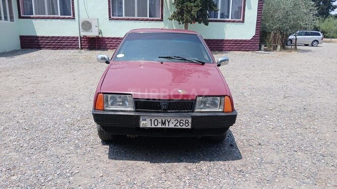 LADA (VAZ) 21099 2000, 200,000 km - 1.5 l - Salyan