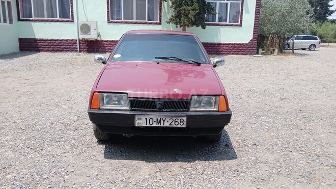 LADA (VAZ) 21099 2000, 200,000 km - 1.5 l - Salyan