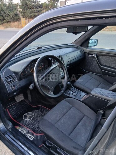Mercedes  1995, 254,352 km - 2.0 l - Bakı