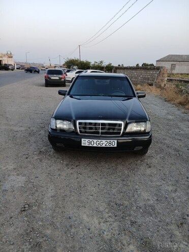 Mercedes  1995, 254,352 km - 2.0 l - Bakı
