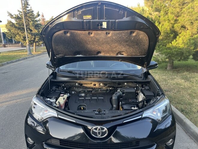 Toyota RAV4 2018, 143,000 km - 2.0 l - Bakı