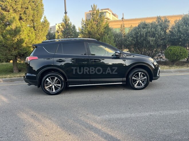 Toyota RAV4 2018, 143,000 km - 2.0 l - Bakı