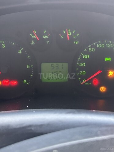 Ford Transit-4
