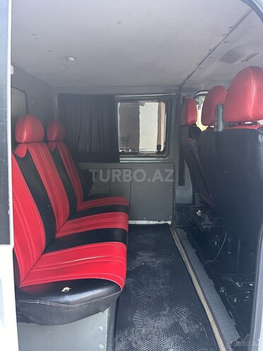Ford Transit-6