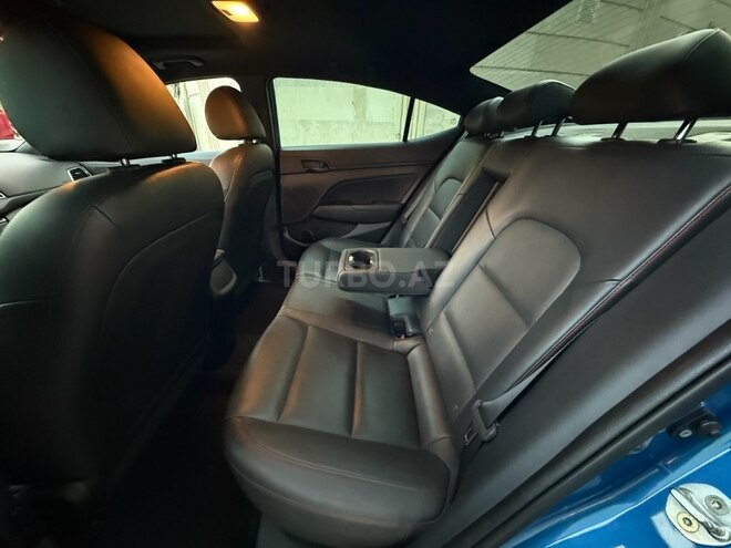 Hyundai Elantra 2017, 92,000 km - 1.6 л - Bakı