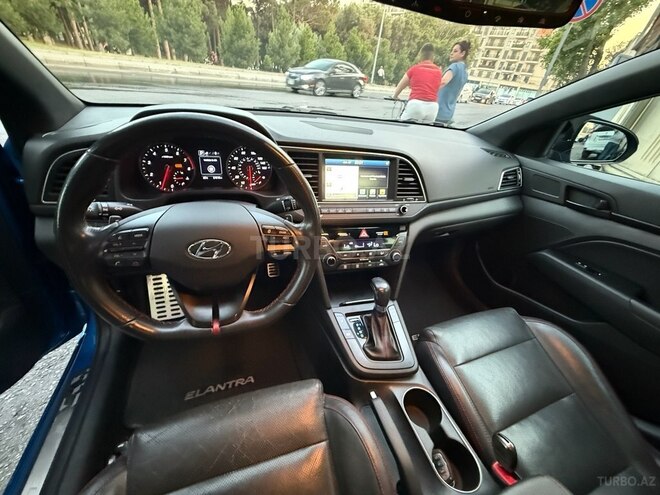 Hyundai Elantra 2017, 92,000 km - 1.6 л - Bakı