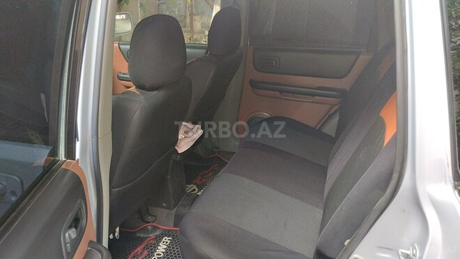 Nissan X-Trail 2002, 247,000 km - 2.0 l - Yevlax