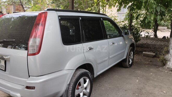 Nissan X-Trail 2002, 247,000 km - 2.0 l - Yevlax