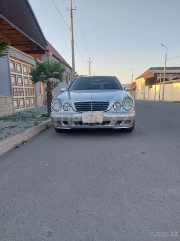 Mercedes E 240 2000, 293,100 km - 2.4 l - Şəmkir