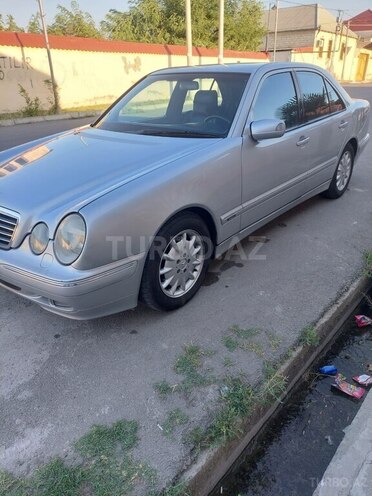Mercedes E 240 2000, 293,100 km - 2.4 l - Şəmkir