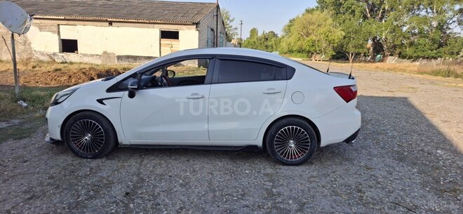 Kia Rio 2011, 156,000 km - 1.4 л - Xudat