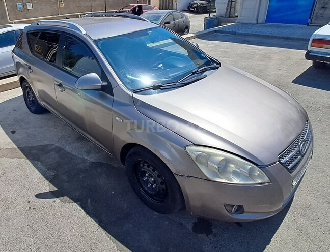 Kia Ceed 2008, 389,000 km - 1.6 л - Bakı