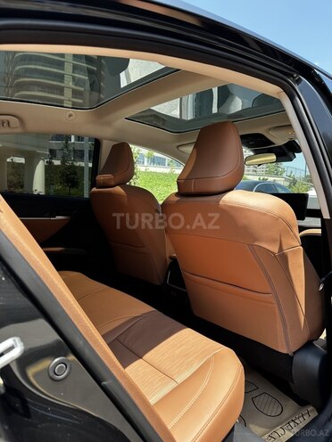 Toyota Camry 2024, 1,800 km - 2.0 l - Bakı